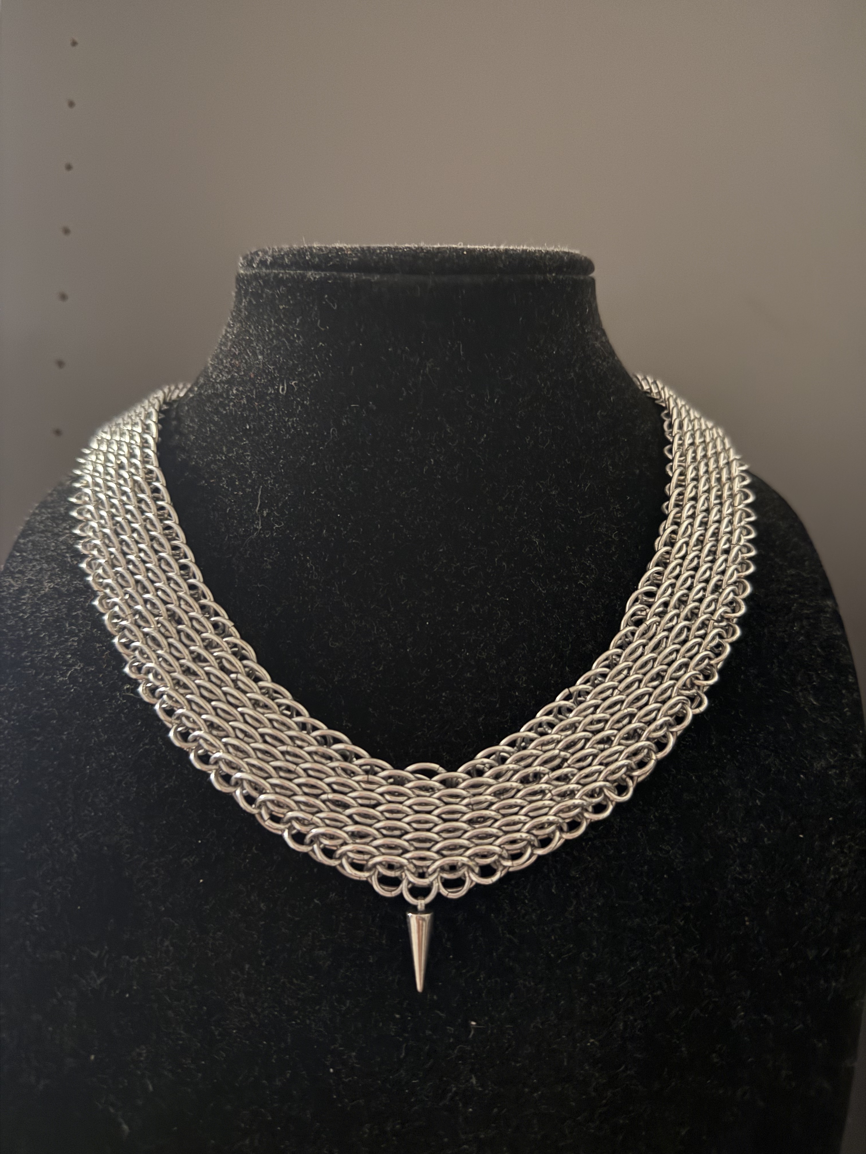 Dragon scale necklace